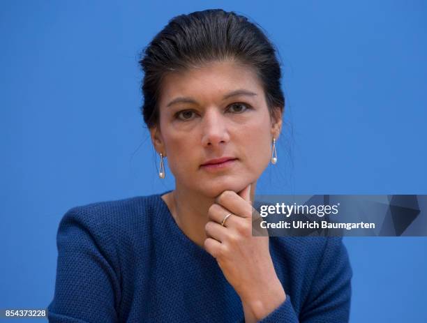 Sahra Wagenknecht Photos and Premium High Res Pictures - Getty Images