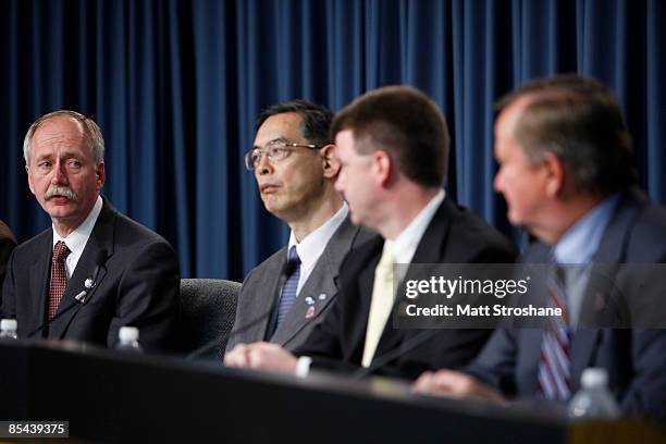 Bill Gerstenmaier, associate administrator for Space Operations, Dr. Keiji Tachikawa, JAXA president, Mike Moses, chair, Mission Management Team, and...