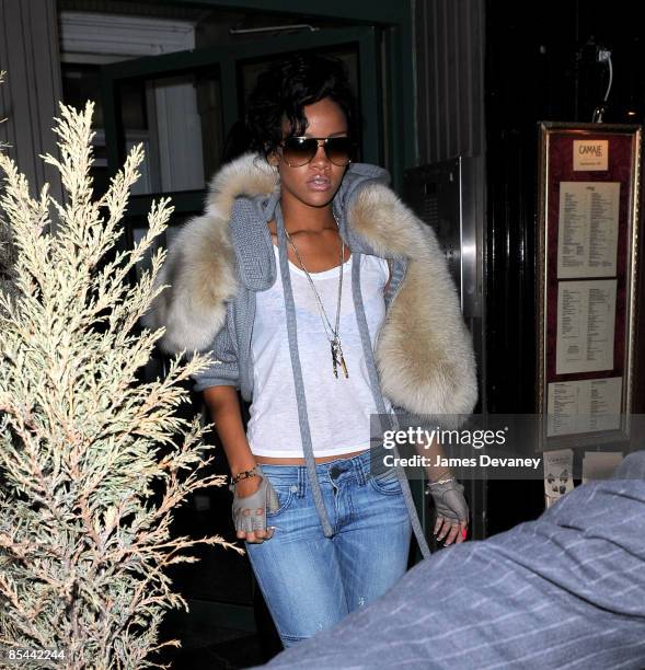 Rihanna leaves Da Silvano restaurant on March 14, 2009 in New York City.