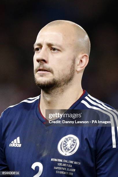 Alan Hutton Scotland Photos and Premium High Res Pictures - Getty Images