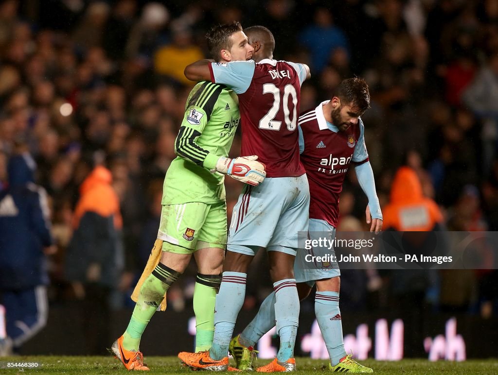 Soccer - Barclays Premier League - Chelsea v West Ham United - Stamford Bridge