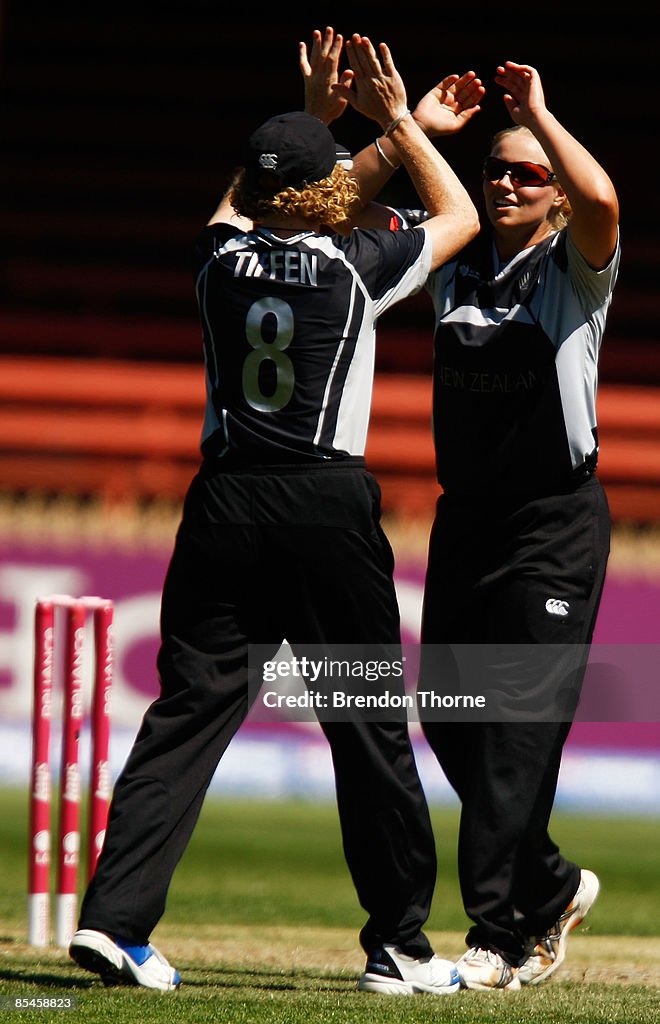 New Zealand v India - ICC Women's World Cup 2009