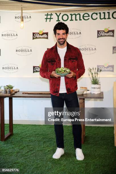 Actor Miguel Angel Munoz attends the Florette and Rodilla salads workshop at Rodilla store on September 26, 2017 in Madrid, Spain.