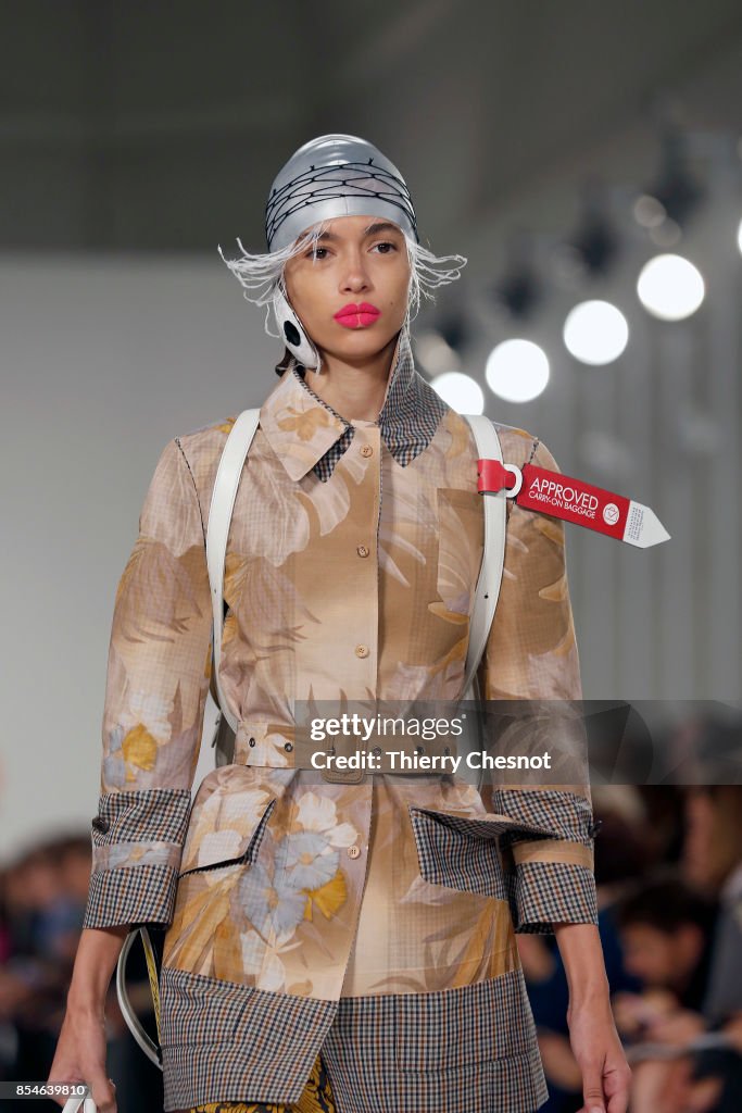 Maison Margiela : Runway - Paris Fashion Week Womenswear Spring/Summer 2018