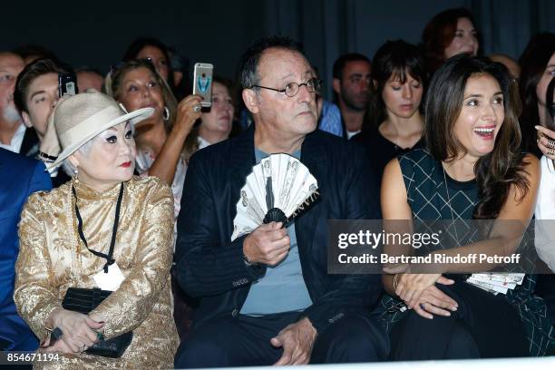 Owner of Lanvin Shaw Lan Wang, Jean Reno and his wife Zofia attend the Lanvin show as part of the Paris Fashion Week Womenswear Spring/Summer 2018 on...