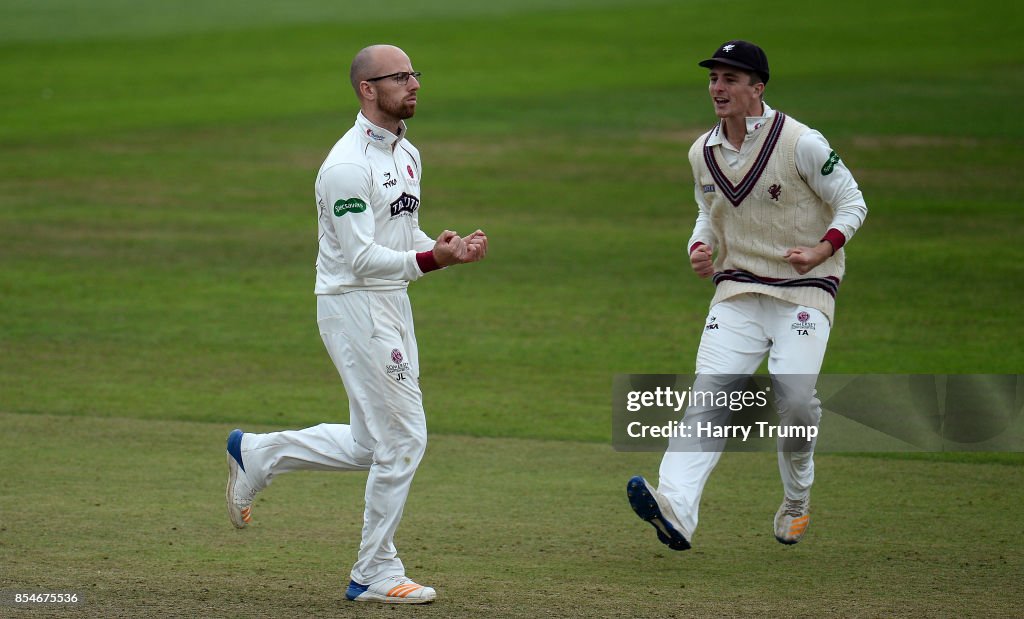 Somerset v Middlesex - Specsavers County Championship: Division One