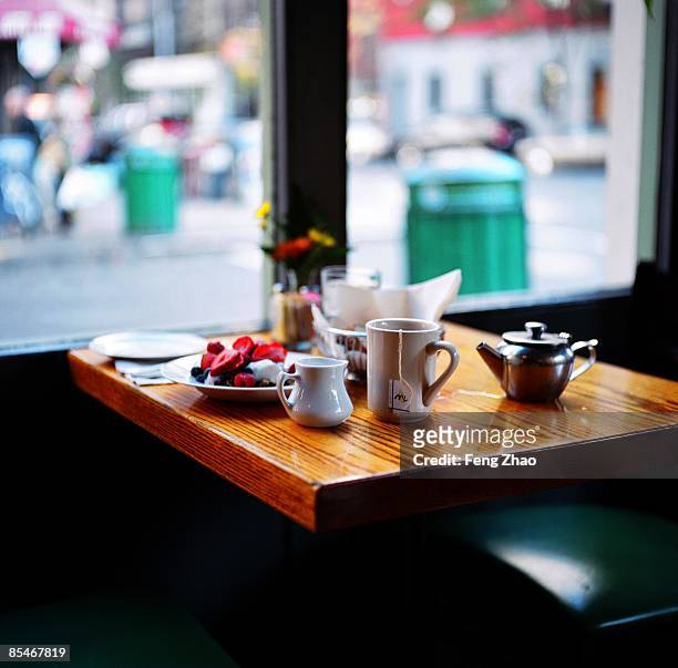 a breakfast in soho - soho hotel stock pictures, royalty-free photos & images
