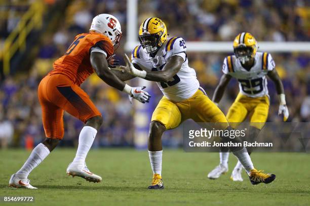 Arden Key of the LSU Tigers rushes during a game against the Syracuse Orange at Tiger Stadium on September 23, 2017 in Baton Rouge, Louisiana.