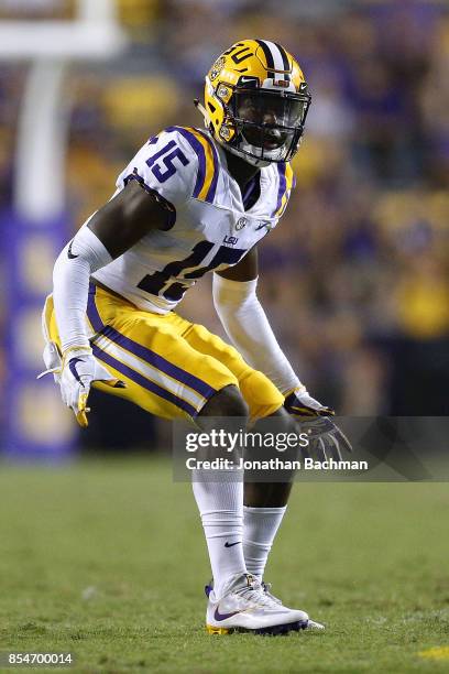 Donte Jackson of the LSU Tigers defends during a game against the Syracuse Orange at Tiger Stadium on September 23, 2017 in Baton Rouge, Louisiana.