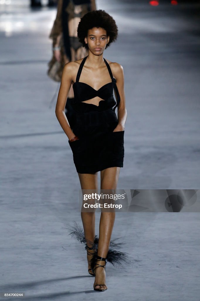 Saint Laurent : Runway -Paris Fashion Week Womenswear Spring/Summer 2018