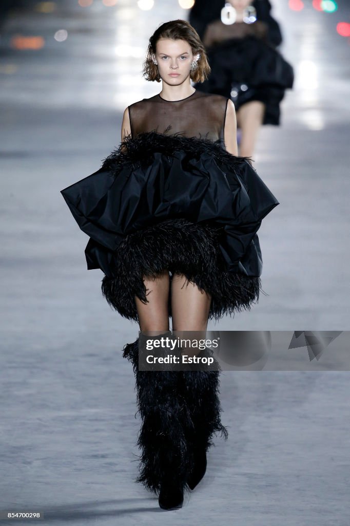 Saint Laurent : Runway -Paris Fashion Week Womenswear Spring/Summer 2018