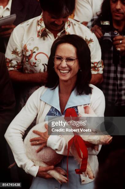 Starring Oscar- winner as Billie Jean King and Ron Silver as Bobby Riggs, When Billie Beat Bobby tells the story of the 1973 male- versus-female...