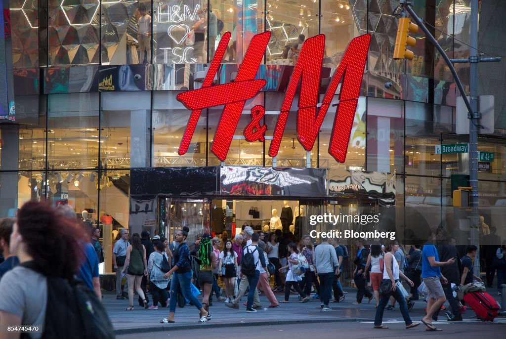 Hennes & Mauritz (H&M) Locations Ahead Of Earnings Figures