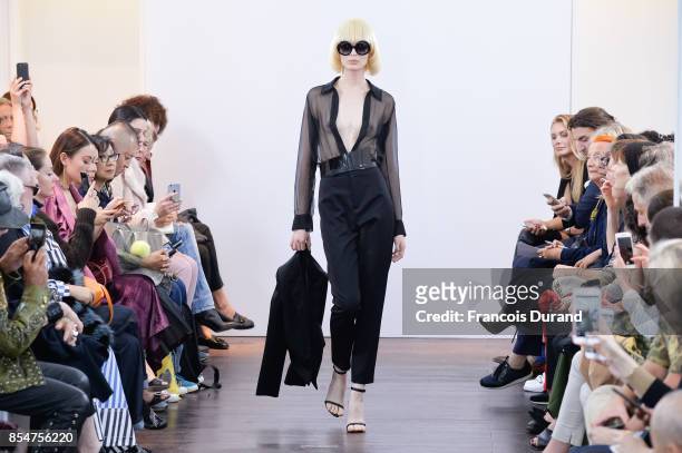 Model walks the runway during the Guy Laroche show as part of the Paris Fashion Week Womenswear Spring/Summer 2018 on September 27, 2017 in Paris,...