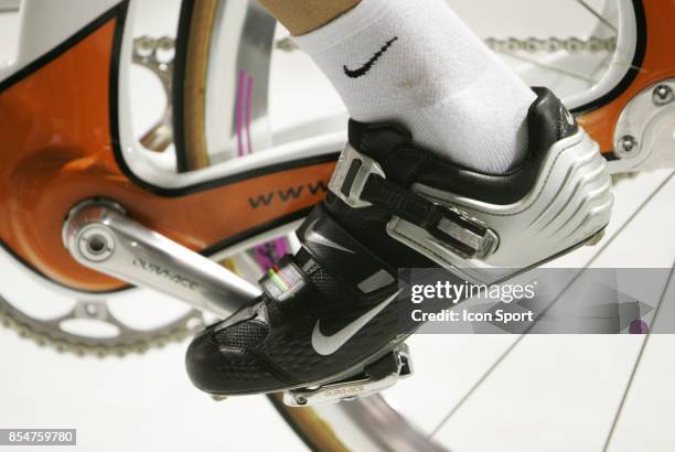 Illustration chaussure - - 13e Trophee des sprinters 2006 - Velodrome Marcel de la Provote - Coueron,