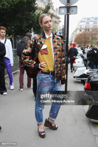 Model, Sasha Pivovarova, seen during Paris Fashion Week Womenswear Spring/Summer 2018 on September 27, 2017 in Paris, France.