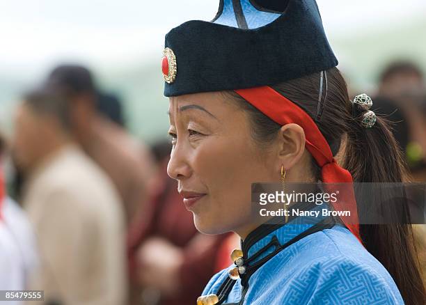 inner mongolian woman headshot in traditional cost - abagnar qi foto e immagini stock