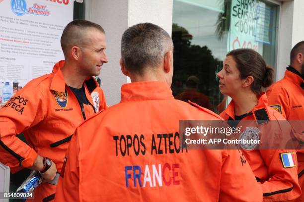 Freedom French Rescue 560 26 333 Stock Photos, High-Res Pictures, and Images - Getty Images