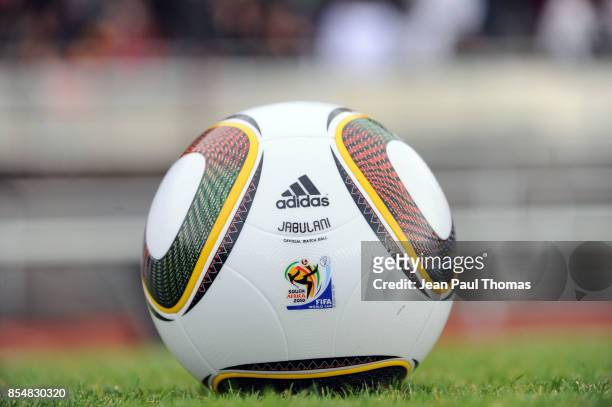Ballon officiel de la Coupe du Monde 2010 - - Paraguay / Cote d Ivoire - Match Amical - Preparation Coupe du Monde - Evian -