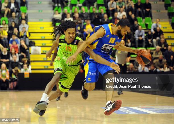 Mickael GELABALE / Anthony DOBBINS - - Asvel / Hyeres Toulon - 17e journee Pro A,