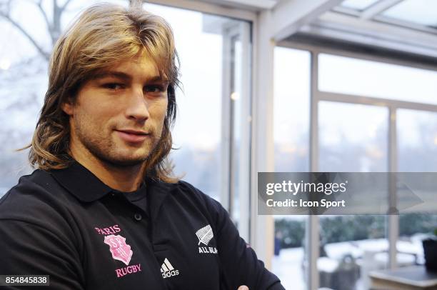 Dimitri SZARZEWSKI - - Operation Adidas - Joueurs All Blacks et du Stade Francais a la rencontre de jeunes rugbymen - La Faisanderie - Parc de Saint...