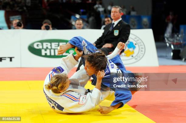 Frederique JOSSINET / Sarah MENEZES - -48kg - - Championnats du Monde de Judo 2011 - Paris -