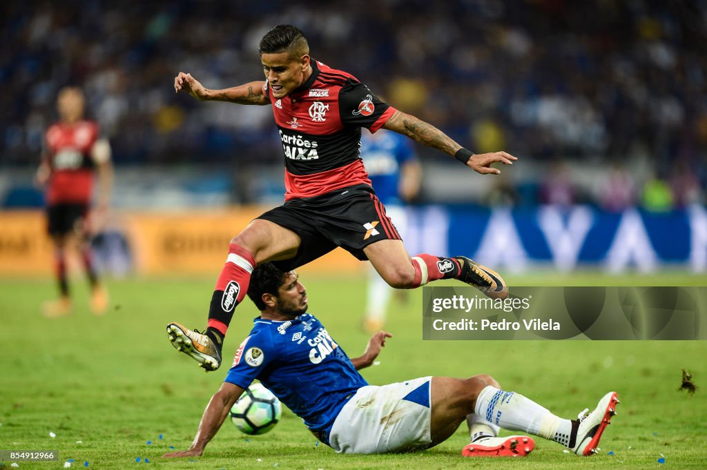 Cruzeiro v Flamengo - Copa do Brasil 2017 Finals