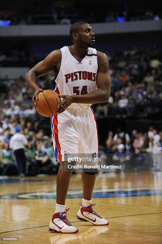 Detroit Pistons v Dallas Mavericks