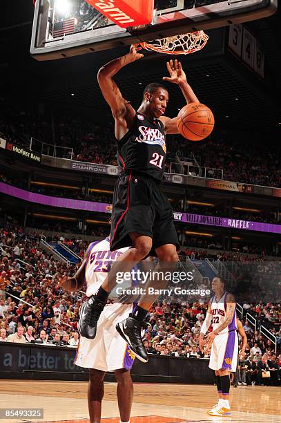 Thaddeus Young of the Philadelphia 76ers dunks against the Phoenix Suns in an NBA game played on March 18, 2009 at U.S. Airways Center in Phoenix,...