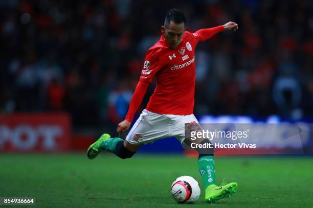 Rodrigo Salinas of Toluca drives the ball during the 11th round match between Toluca and Pumas UNAM as part of the Torneo Apertura 2017 Liga MX at...