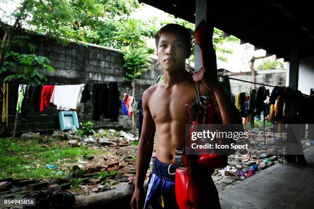 Reportage sur la salle de boxe - le elorde gym. La famille Elorde reste un grand nom de la boxe Philippines - - Sucat road paranaque city - Manille ,