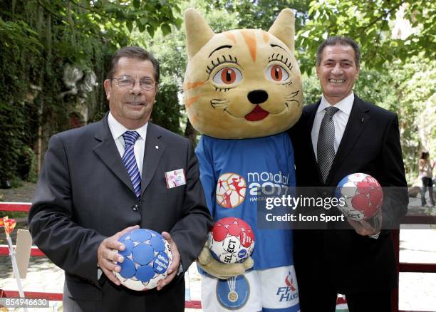 Andre AMIEL - Dr HASSAN MOUSTAFA - - Tirage au sort des Championnats du Monde Feminin 2007 - Paris Musee des Arts Forains -