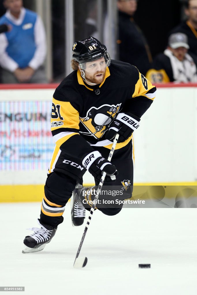 NHL: SEP 27 Preseason - Sabres at Penguins
