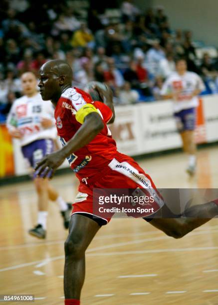 Olivier GIRAULT - - Paris Handball / Selestat - 26e Journee de division 1 - Stade Pierre de Coubertin,