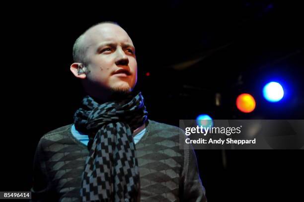 Isaoc Singer 1,042 The Fray Singer Stock Photos, High-Res Pictures, and Images ...