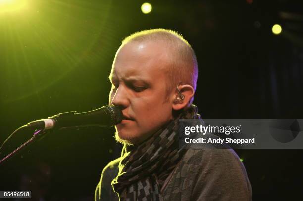 Isaoc Singer 1,042 The Fray Singer Stock Photos, High-Res Pictures, and Images ...
