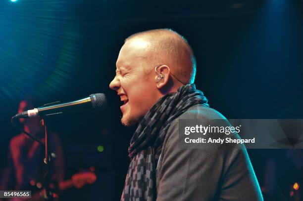 Isaoc Singer 1,042 The Fray Singer Stock Photos, High-Res Pictures, and Images ...