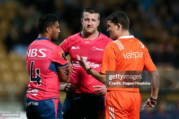 Referee Angus Maybe talks to Viliami Lolohea of Tasman before giving a red card while Alex Ainley looks on during the round seven Mitre 10 Cup match...