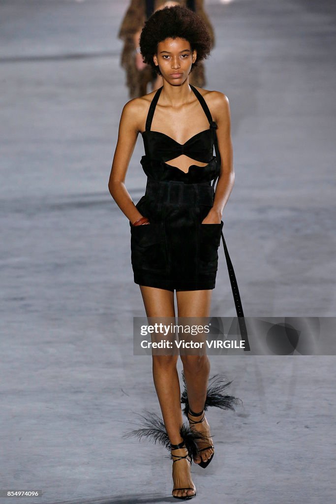 Saint Laurent : Runway - Paris Fashion Week Womenswear Spring/Summer 2018