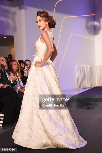 Patricia Contreras walks the runway during the Christophe Guillarme Show as part of the Paris Fashion Week Womenswear Spring/Summer 2018 on September...