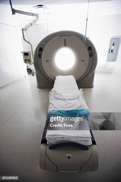 Mri Machine Inner Inside Mri Machine Fotografías e imágenes de stock - Getty Images