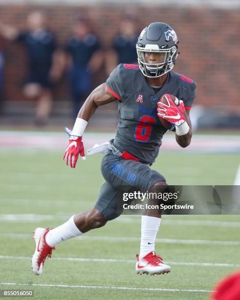 Mustangs running back Braeden West runs up field during the college football game between the SMU Mustangs and the Arkansas State Red Wolves on...