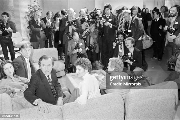 Robert Rippon 1,083 Angela Ford Of Photos & High Res Pictures - Getty Images