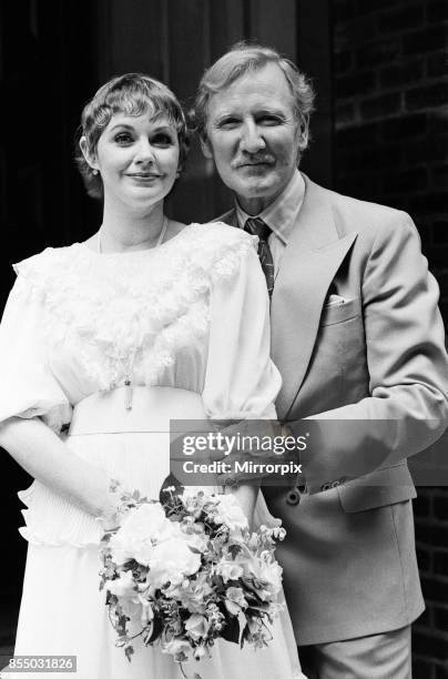 Leslie Phillips marries Angela Scoular at the Queen's Chapel of the Savoy, 31st July 1982.