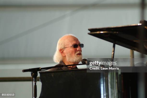 Photo of Mose ALLISON, performing live onstage