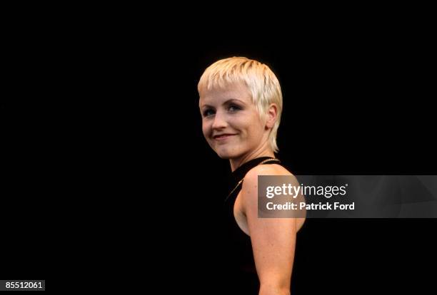 Photo of Dolores O'RIORDAN and CRANBERRIES, Dolores O'Riordan