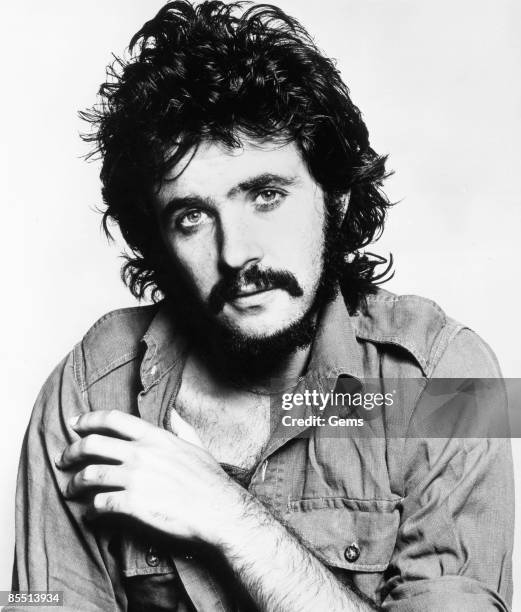 David Essex 1970 Photos And Premium High Res Pictures Getty Images david-essex-1970-photos-and-premium-high-res-pictures-getty-images