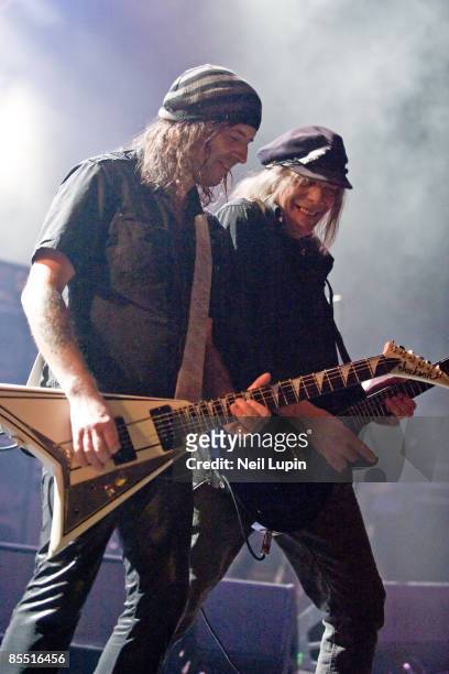Photo of MOTORHEAD and Phil CAMPBELL and Mick BURSTON, Phil Campbell and Mick 'Wurzel' Burston performing on stage