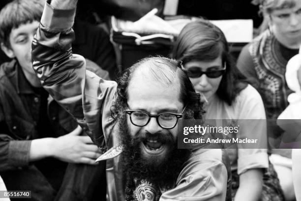 Photo of Allen GINSBERG, Allen Ginsberg at a legalise pot in Hyde Park