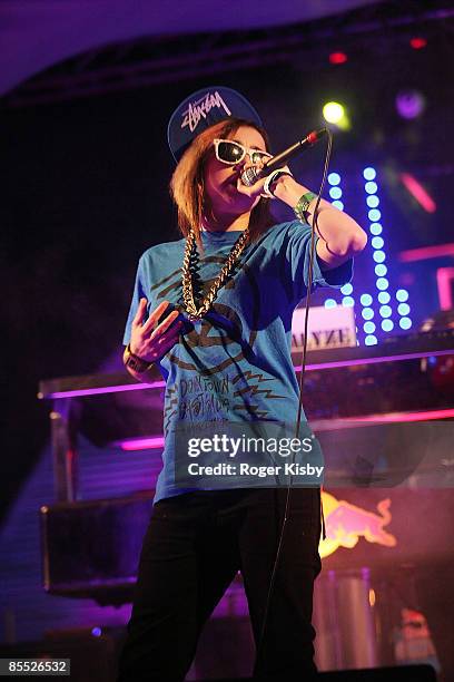 Lady Sovereign Rapper 341 Texas Tower 2 Stock Photos, High-Res Pictures, and Images - Getty ...